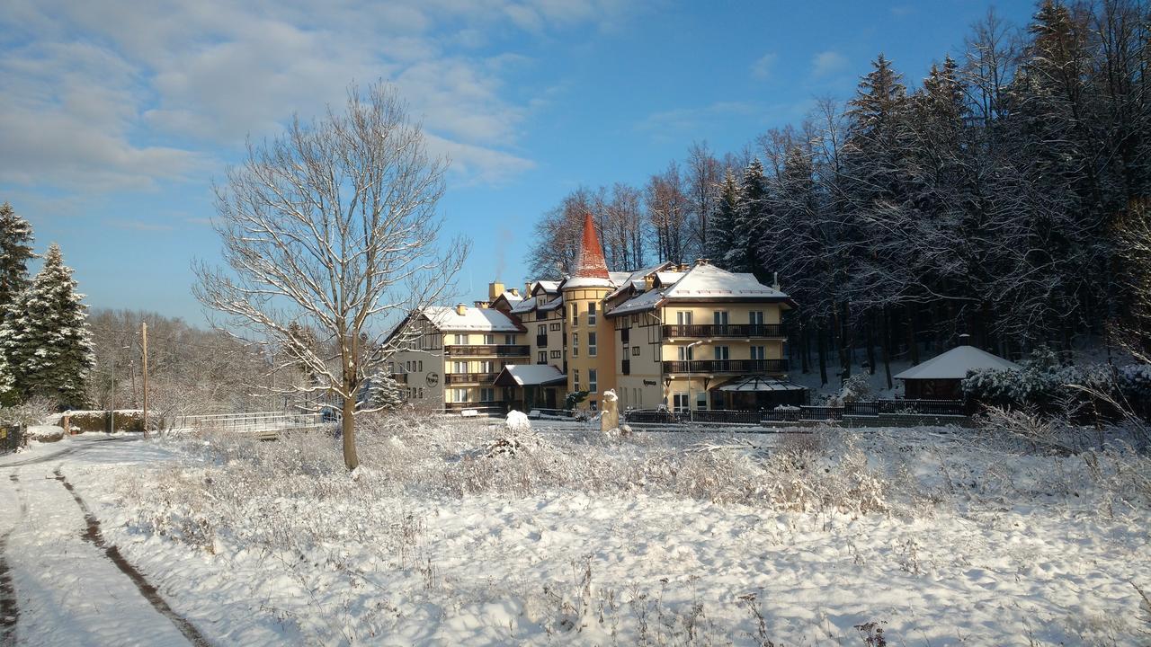 诺瓦-滑雪spa酒店 卡尔帕奇 外观 照片